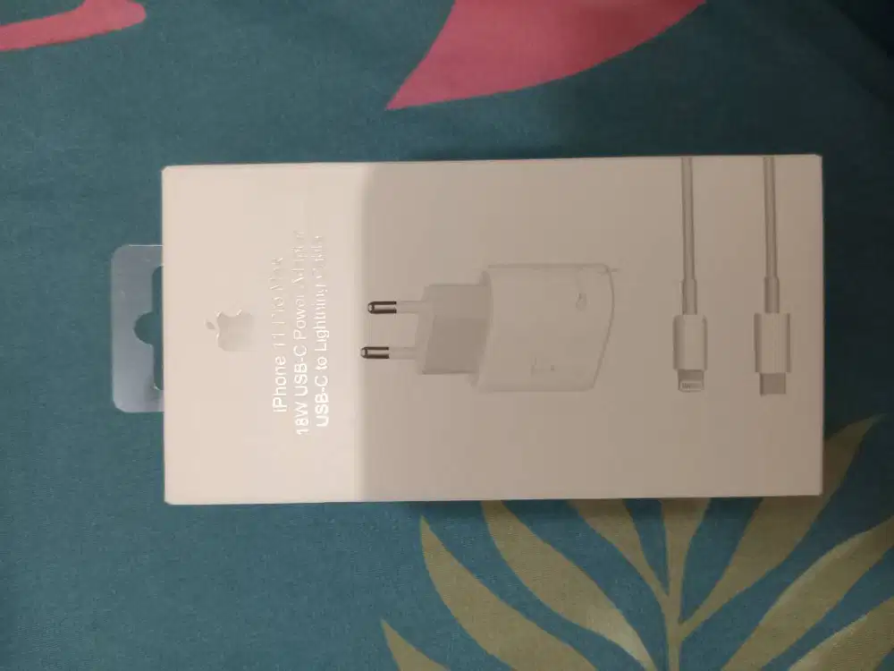 Charger iphone oem