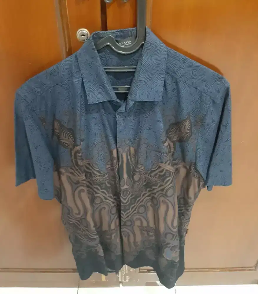 My Aksa Batik Pria Kemeja Pendek Pria Size L Slim Fit Warna Biru Tua