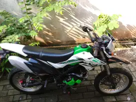Kawasaki D-Tracker  2017