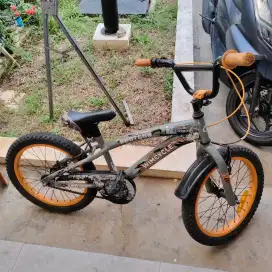 Dijual sepeda anak bekas Wimcycle uk 16