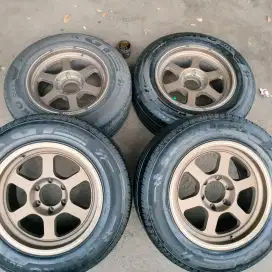 Velg rays te37 XT ring 18 pcd 6x139,7 ET 0 ban 265/60 R18 Fortuner