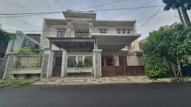Dijual Cepat Murah Rumah Mewah 2 Lantai Nempel Summarecon Bekasi