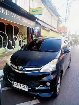 Totota avanza 2014