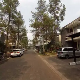 Dijual Rumah di Kota Baru Parahyangan,Bandung Semi Furnished