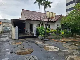 Rumah Strategis di Cilandak Barat Jakarta Selatan