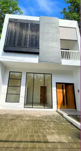Baru Gress‼️Rumah Rungkut Surabaya  PREMIUM LIVING