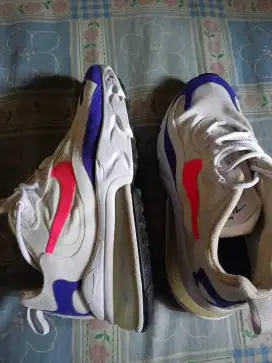 Sepatu second brand