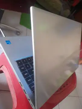 Laptop Advan Intel Celeron 4020