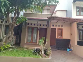 Disewakan Hunian Cantik 2 Lantai di Cluster Tenang dan strategis