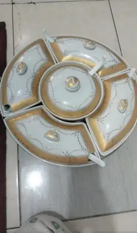 piring saji prasmanan vicenza baru