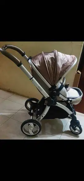 Stroller egg limited edition not nuna