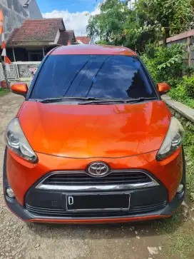 Sienta G MT 2017 Orange