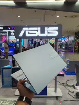 Laptop Asus Vivobook E1404FA Ryzen 5 Ram 8 GB SSD 512GB Kredit