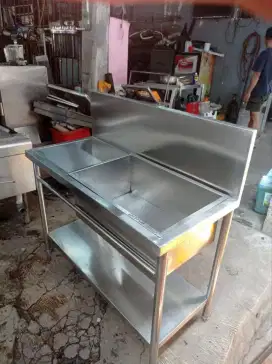 Meja dusting/ pengepungan chiken