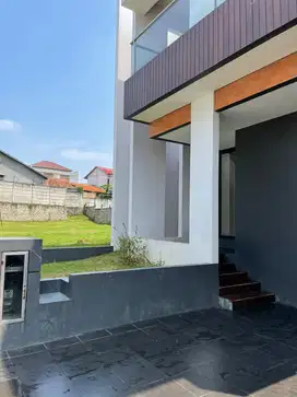 DISCOVERY SERENITY RUMAH HOMIE DI CLUSTER PREMIUM LUMINA EMERALD