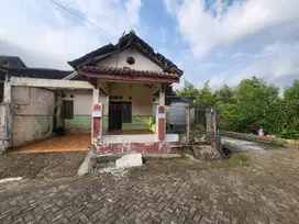 Dijual Rumah Apa Adanya / Jual Tanah Bonus Rumah