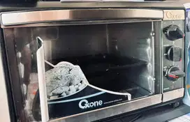 Oven Oxone Hitam