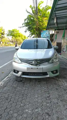 Nissan Grand Livina 1.5 SV Bensin Manual 2015