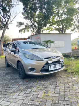 Ford fiestra trend 2013 1.4 matic