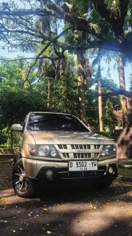 Isuzu panther LV full upgrade model turbo manual istimewa sekali mulus