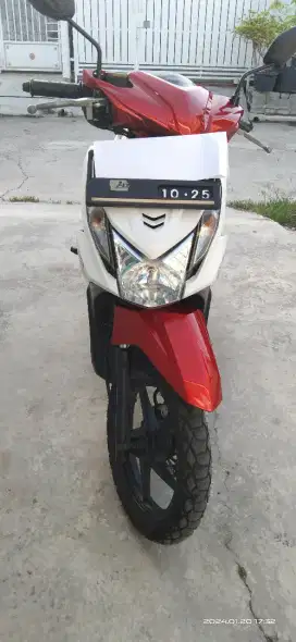 Honda beat 2015 Merah putih ISS