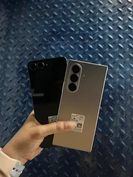 SAMSUNG FOLD FLIP 7