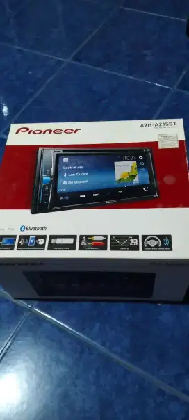 Tape mobil Pioneer type AVH- A215BT
DVD+ blluetooth + USB + mic