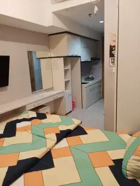 Sewa apartemen harian treepark BSD city Tangerang Selatan