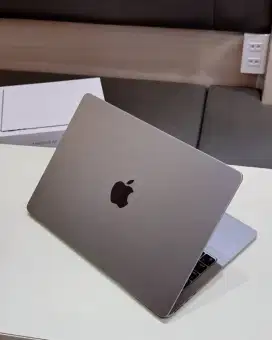 Promo Cicilan MacBook Pro M4 (14 inci)