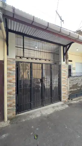 RUMAH JATIPADANG DISEWAKAN