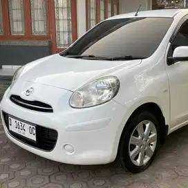 Nissan March 1.2 XS Bensin -AT 2011 LOW KILOMETER