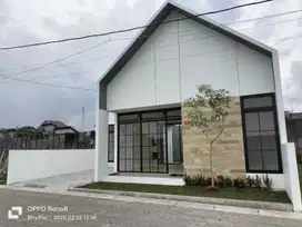KORTING SAMPAI 80 Jt-  Rumah Baru Strategis dengan Desain Scandinavian