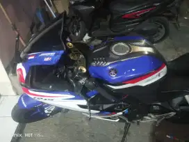 Yamaha R15 V3 tahun 2017 pajak panjang SS lengkap nama sendiri