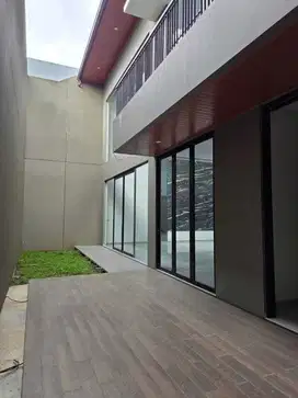 Dijual Cepat Rumah Baru 2 Lantai Gress Xandari Summarecon