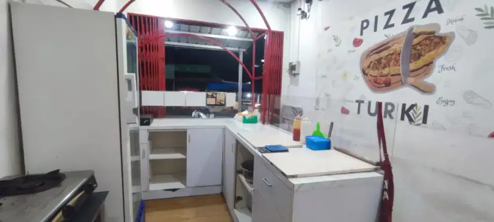 Dijual Perlengkapan Usaha Kuliner Lengkap + Sewa Kios Aktif April 2026