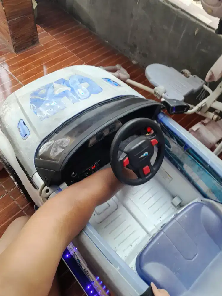 Mobilan aki anak
