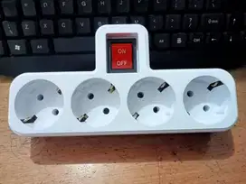 Multi Arde Stop Kontak Arde + Saklar Tanpa Kabel 4 Lubang SNI TRM ST-3