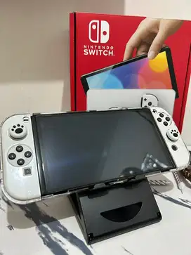 Nintendo Switch OLED Lengkap dengan Aksesoris - Bekas Mulus