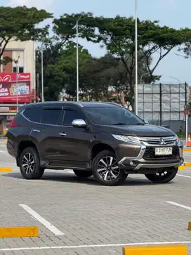 [KM105RB] Mitsubishi Pajero Sport Dakar 4x2 2017