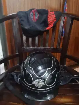 Helmet black harley- Davidson DOT approved
