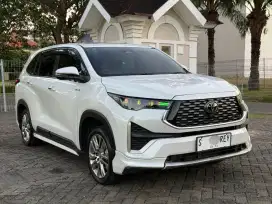 ZENIX Q HYBRID MODELLISTA 2025 KM LOW
