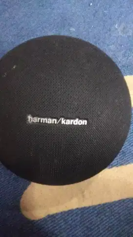 Speaker bluetooth Herman Kardon oniQ