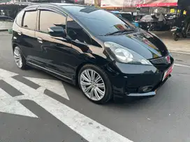 [TDP 15JT] Honda Jazz RS AT 2013 Hitam Siap Pakai
