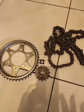 Gear set Honda CB150 R - CB 150X Original