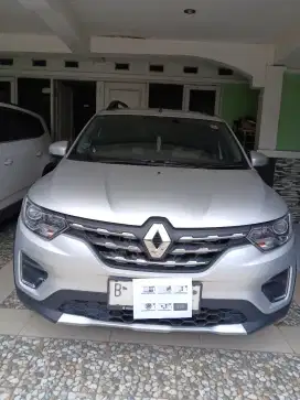 Renault Triber 2022-AMT