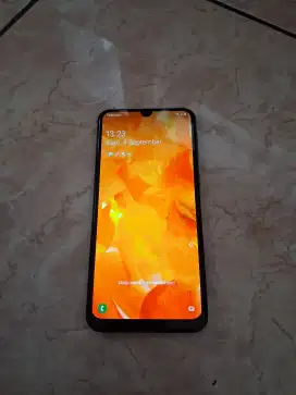 Dijual hp samsung galaxy M30