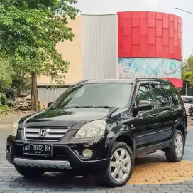 Dijual Honda CR-V AT 2005