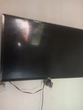 LED TV 32 INC MERK LG gratis SET TOP BOX (bisa nego)