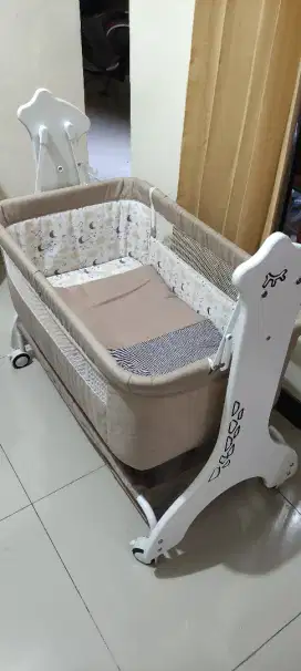 BOX BAYI BABY DOES
