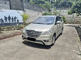 Toyota Kijang Innova 2014
